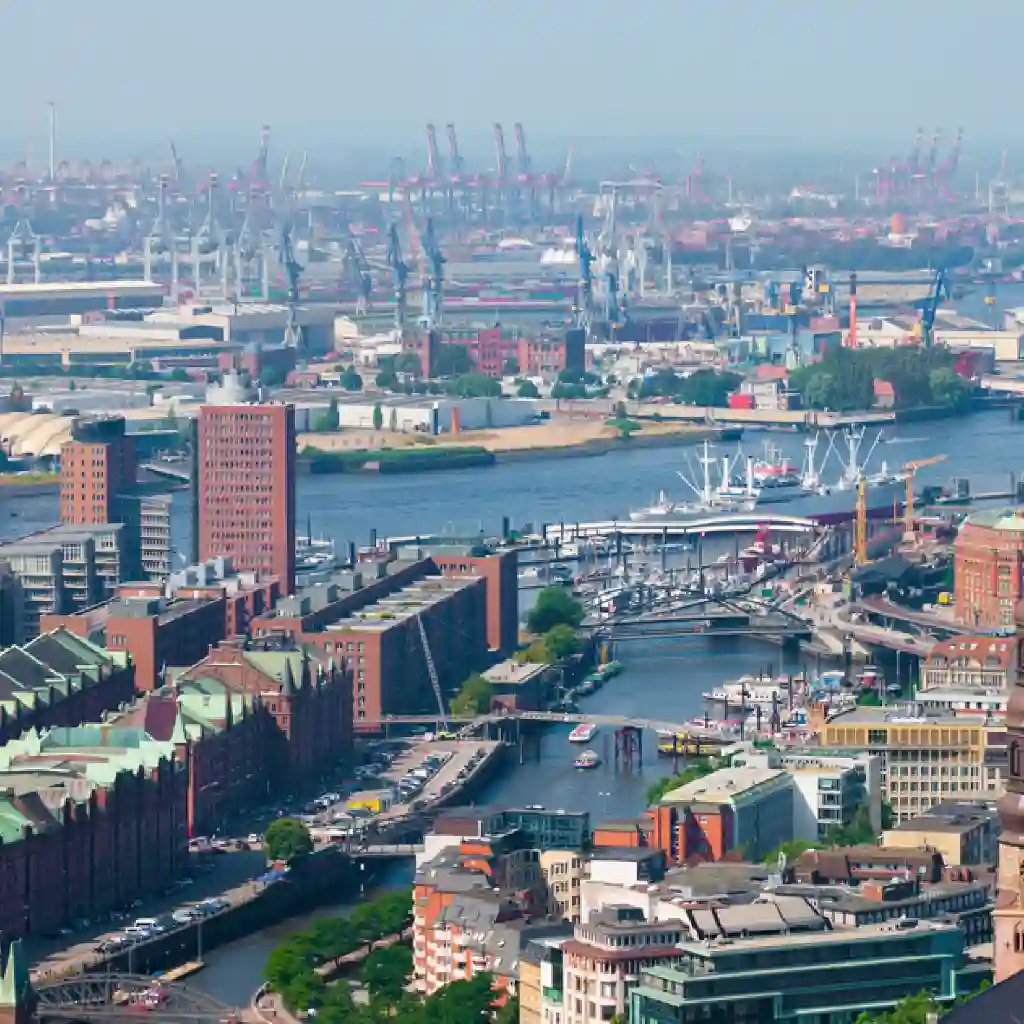 Ueberblick über die Stadt und den Hafen Hamburgs