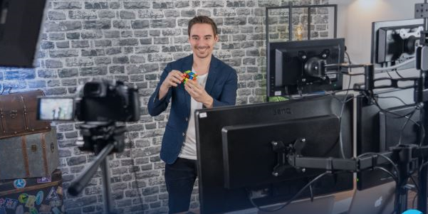 Interim Profis sind flexibel und dynamisch Interim Profis sind flexibel und dynamisch